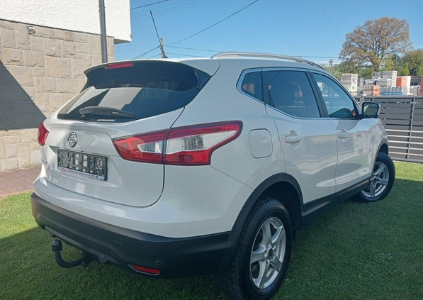 Nissan Qashqai cena 64500 przebieg: 115783, rok produkcji 2016 z Łaszczów małe 781